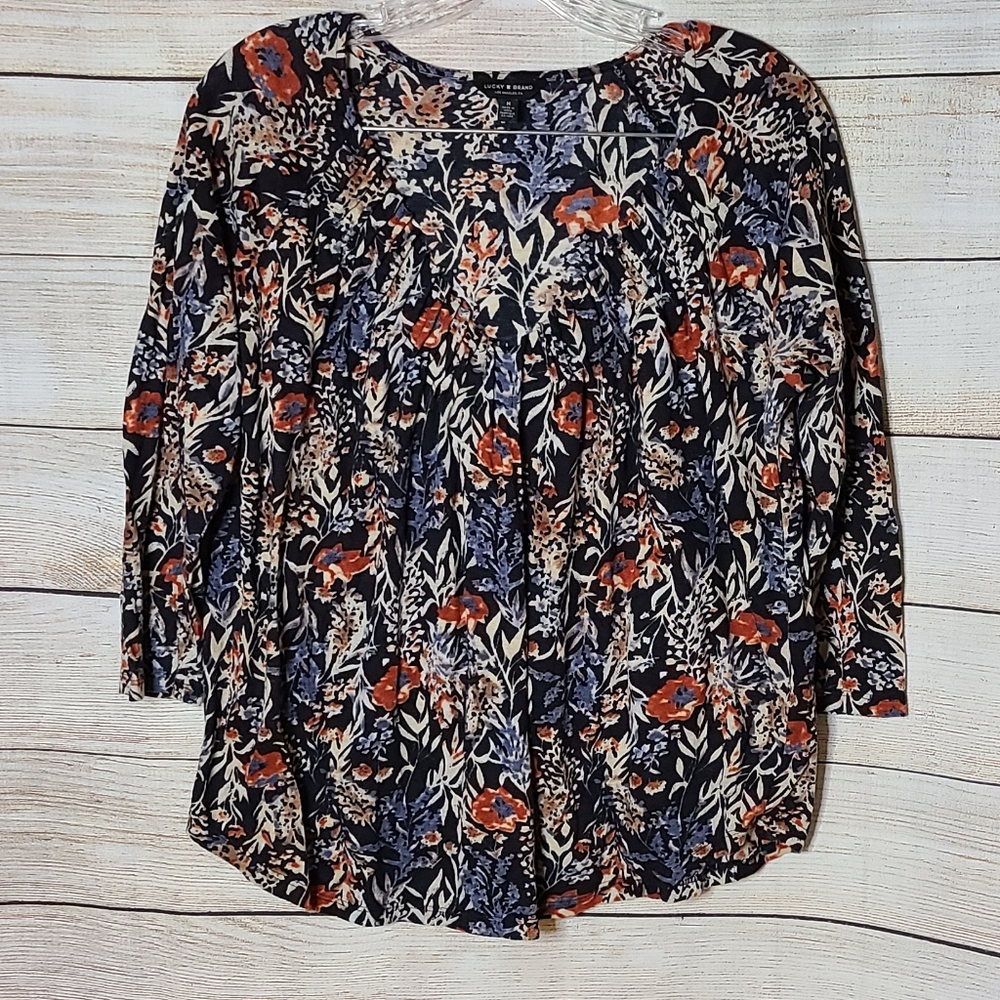 Lucky Brand Black and Floral V-Neck Pullover Top, Size Medium